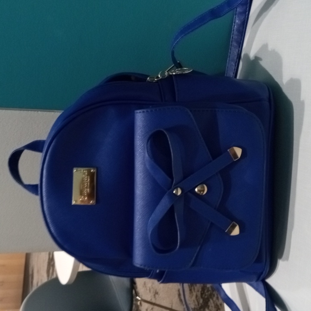 IhaynerSapphire Backpack